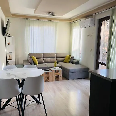 Apartment апартамент Breeze Burgas